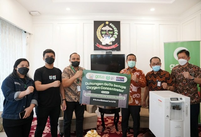 Andi Sudirman Terima Bantuan 20 Unit Oksigen Konsentrator dari Gojek Indonesia